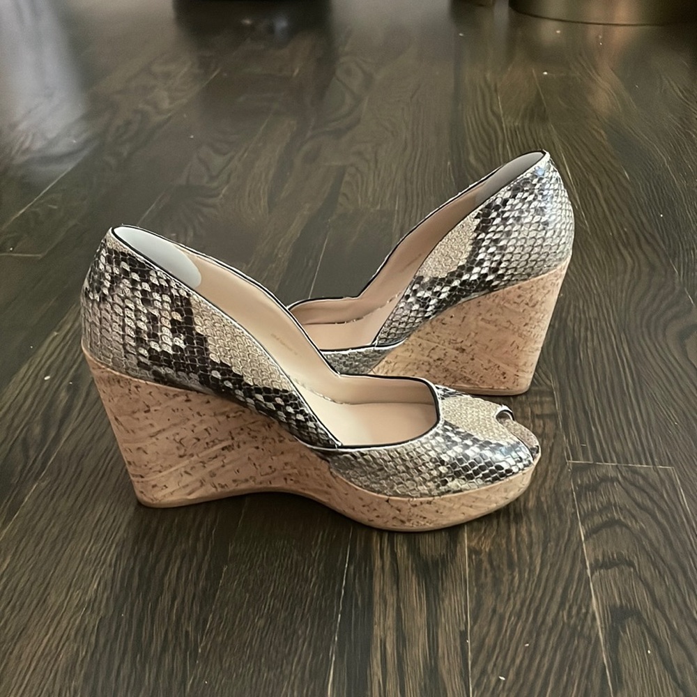 Wedge high heel